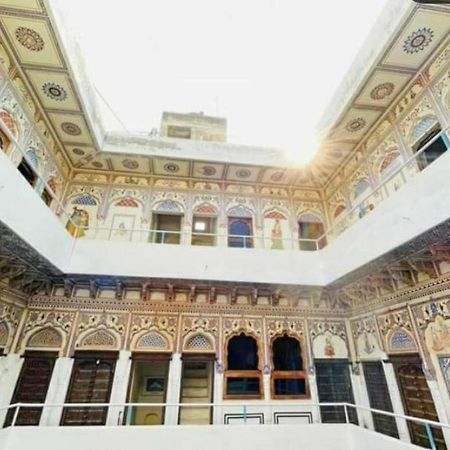 Апартаменти Singhasan Haveli, Мандава Екстер'єр фото