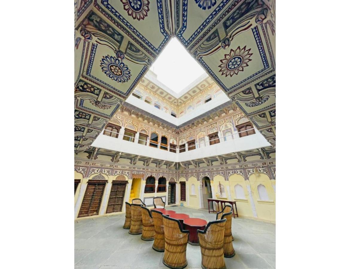 Апартаменти Singhasan Haveli, Мандава Екстер'єр фото
