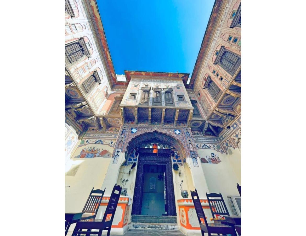 Апартаменти Singhasan Haveli, Мандава Екстер'єр фото