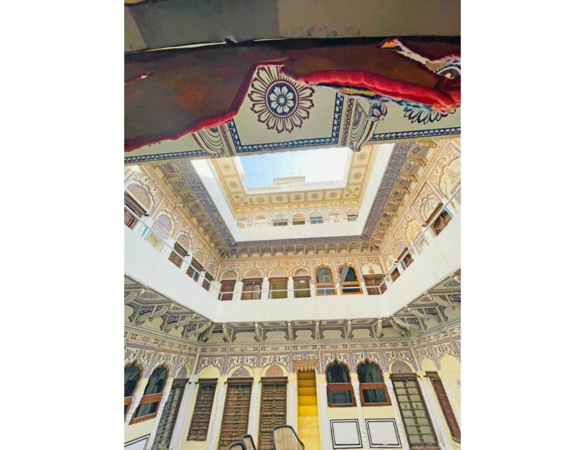 Апартаменти Singhasan Haveli, Мандава Екстер'єр фото