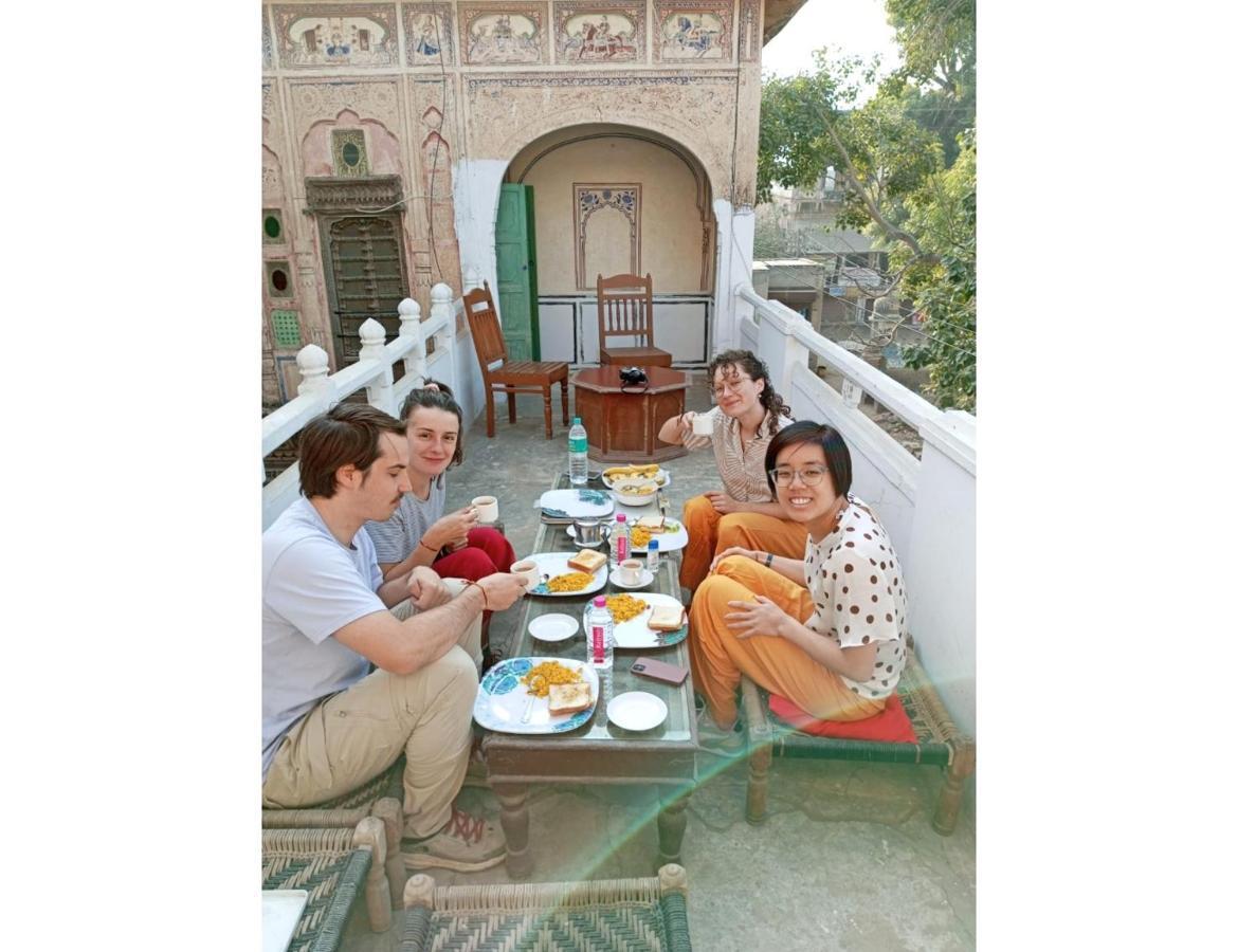 Апартаменти Singhasan Haveli, Мандава Екстер'єр фото